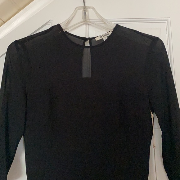 Dress - Picture 2 of 5